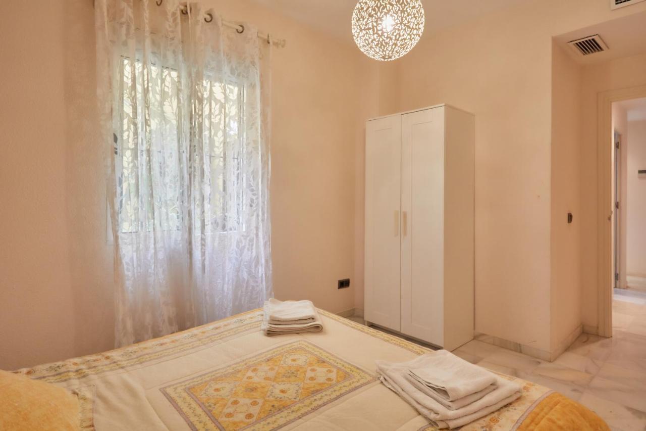 Two Bedrooms Leonor Davalos Σεβίλλη Εξωτερικό φωτογραφία